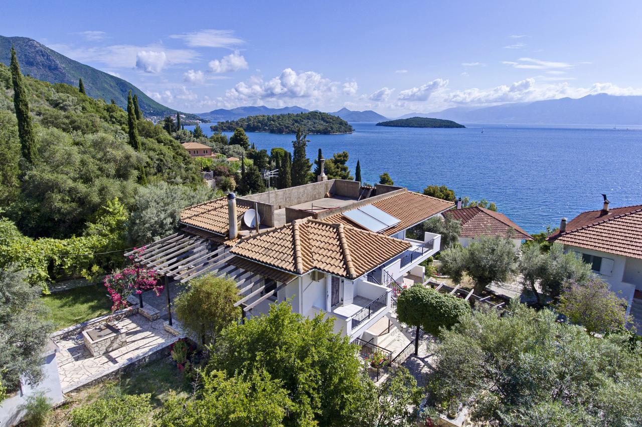 Korakias Skorpidi * Geni (Lefkada)